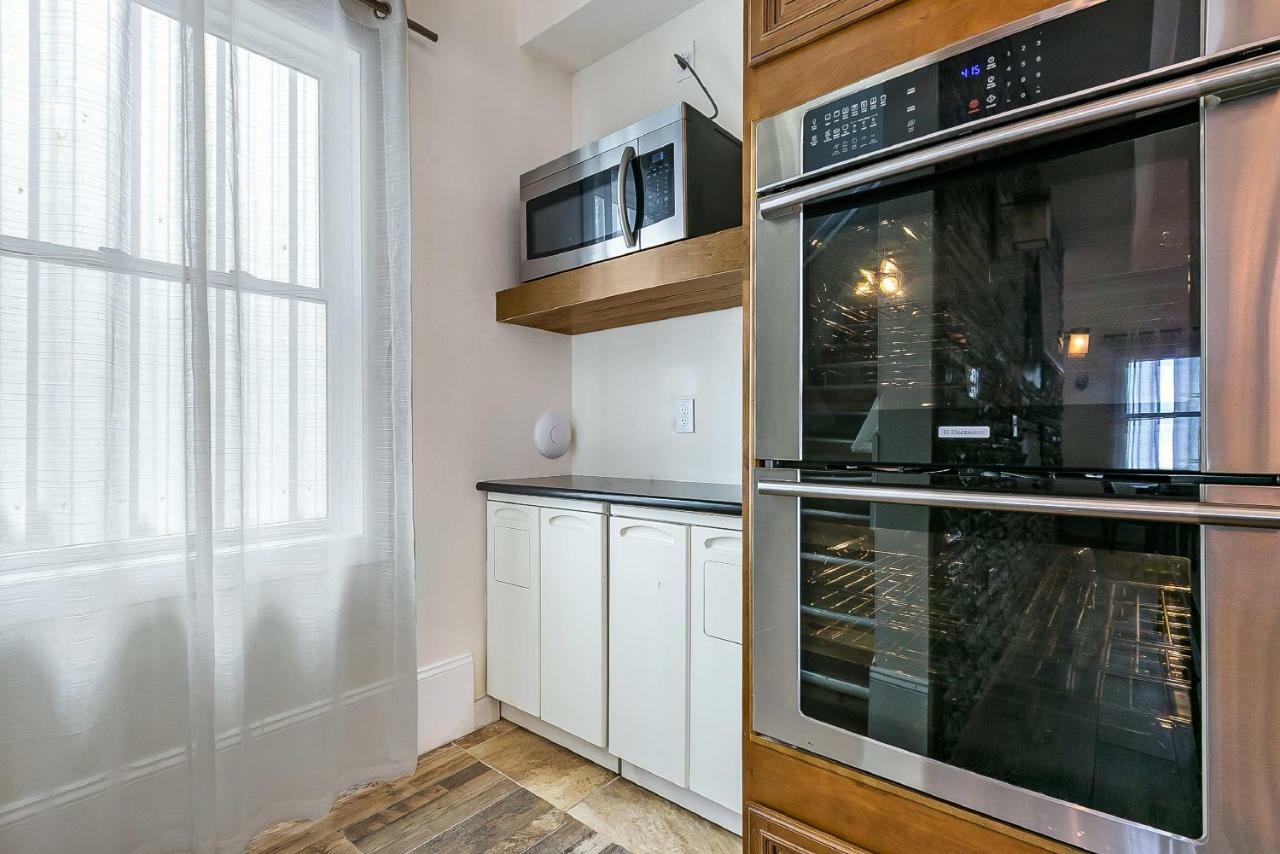 Spacious 4Br Condo On Carondelet Near All Hot Spo La Nouvelle-Orléans Extérieur photo